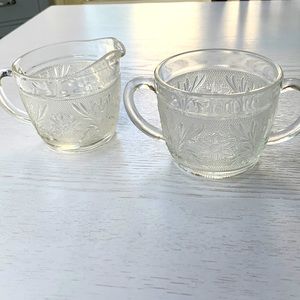 Vintage sandwich glass - sugar and creamer set